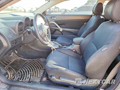 Zdjęcie 7 z 12 samochodu: 2009 SCION TC BASE VIN:JTKDE167290292950 - miniatura