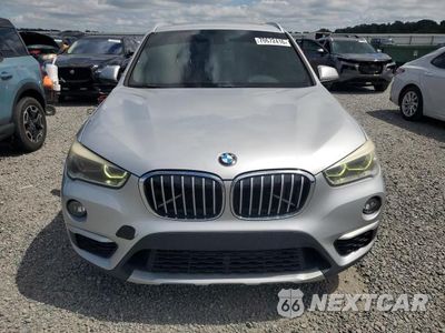 Piąte zdjęcie samochodu w środku: 2017 BMW X1 XDRIVE28I VIN:WBXHT3Z39H4A55937 - miniatura