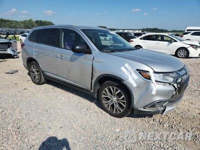 Czwarte zdjęcie samochodu z boku: 2018 MITSUBISHI OUTLANDER ES VIN:JA4AZ2A30JZ015829 - miniatura