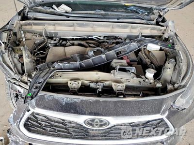 Zdjęcie 11 z 12 samochodu: 2022 TOYOTA HIGHLANDER LE VIN:5TDZZRAH1NS120934 - miniatura
