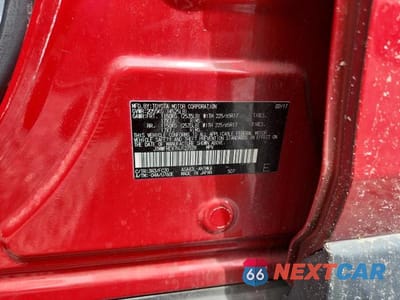 Zdjęcie 12 z 12 samochodu: 2017 TOYOTA RAV4 XLE VIN:JTMWFREV7HJ127528 - miniatura