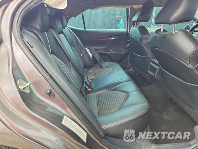 Zdjęcie 10 z 13 samochodu: 2020 TOYOTA CAMRY SE VIN:4T1G11AK9LU359311 - miniatura