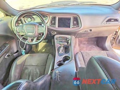 Zdjęcie 8 z 12 samochodu: 2019 DODGE CHALLENGER R/T SCAT PACK VIN:2C3CDZFJ4KH506536 - miniatura