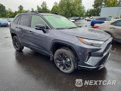 Czwarte zdjęcie samochodu z boku: 2024 TOYOTA RAV4 XSE VIN:JTME6RFV0RD552101 - miniatura