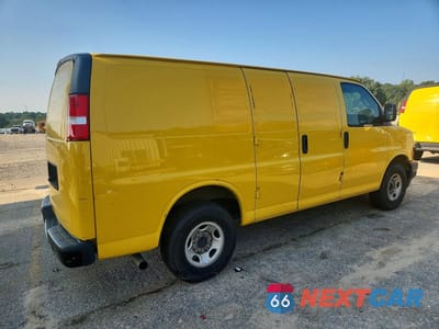 Trzecie zdjęcie samochodu z tyłu: 2020 CHEVROLET EXPRESS G2500 VIN:1GCWGAFP4L1227013 - miniatura
