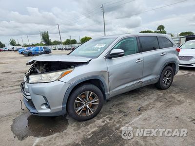2017 TOYOTA HIGHLANDER LE 5TDZARFH6HS025046 - główne zdjęcie licytacji z USA - miniatura