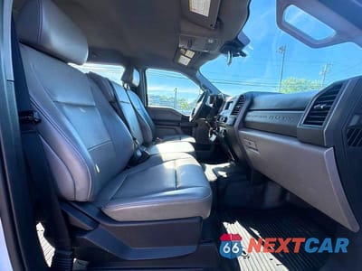 Piąte zdjęcie samochodu w środku: 2021 FORD F350 SUPER DUTY VIN:1FD8W3HTXMEC75168 - miniatura