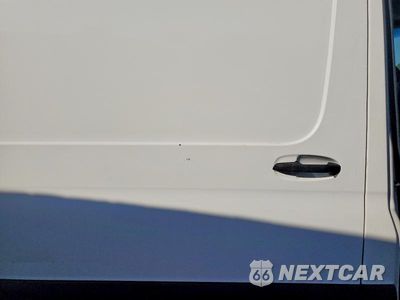 Zdjęcie 10 z 12 samochodu: 2023 MERCEDES-BENZ SPRINTER 2500 VIN:W1Y4KBHY9PT122619 - miniatura