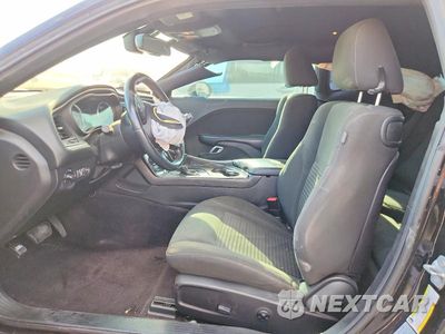 Zdjęcie 7 z 12 samochodu: 2016 DODGE CHALLENGER SXT VIN:2C3CDZAG9GH316296 - miniatura