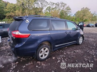 Trzecie zdjęcie samochodu z tyłu: 2020 TOYOTA SIENNA LE VIN:5TDKZ3DC3LS022385 - miniatura
