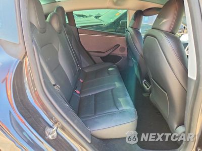 Zdjęcie 10 z 13 samochodu: 2024 TESLA MODEL 3 VIN:5YJ3E1EA2RF832735 - miniatura