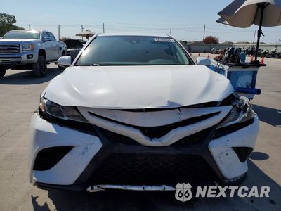 Piąte zdjęcie samochodu w środku: 2020 TOYOTA CAMRY SE VIN:4T1M11AK2LU912500 - miniatura