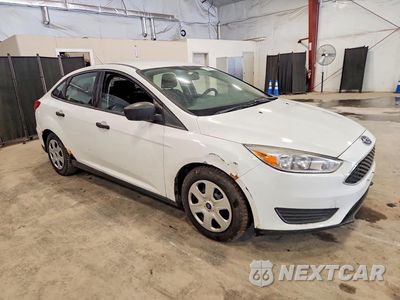 Czwarte zdjęcie samochodu z boku: 2017 FORD FOCUS S VIN:1FADP3E28HL297432 - miniatura