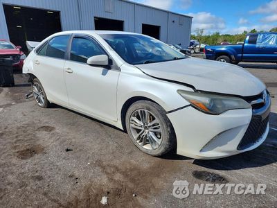 Czwarte zdjęcie samochodu z boku: 2015 TOYOTA CAMRY SE VIN:4T1BF1FK5FU085789 - miniatura