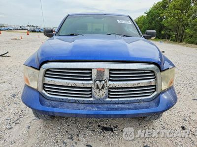 Piąte zdjęcie samochodu w środku: 2016 RAM 1500 SLT VIN:1C6RR7LT8GS138953 - miniatura