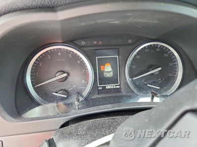 Zdjęcie 9 z 14 samochodu: 2019 TOYOTA HIGHLANDER XLE VIN:5TDJZRFH6KS958748 - miniatura