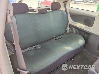 Zdjęcie 10 z 12 samochodu: 2008 TOYOTA YARIS BASE VIN:JTDJT923685149485 - miniatura