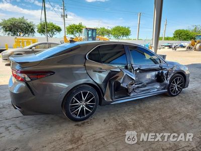 Trzecie zdjęcie samochodu z tyłu: 2022 TOYOTA CAMRY SE VIN:4T1G11AKXNU039210 - miniatura