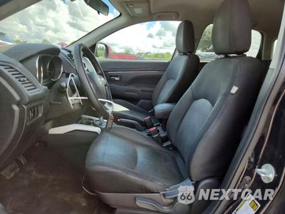 Zdjęcie 7 z 13 samochodu: 2014 MITSUBISHI OUTLANDER SPORT SE VIN:4A4AP4AUXEE003161 - miniatura