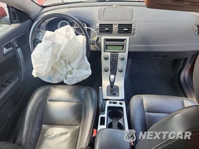 Zdjęcie 8 z 12 samochodu: 2012 VOLVO C70 T5 VIN:YV1672MC8CJ126606 - miniatura