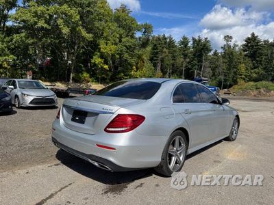 Czwarte zdjęcie samochodu z boku: 2017 MERCEDES-BENZ E 300 4MATIC VIN:WDDZF4KB8HA244034 - miniatura