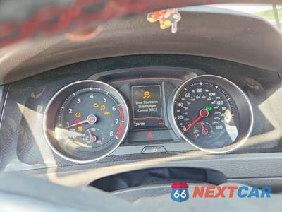 Zdjęcie 9 z 12 samochodu: 2017 VOLKSWAGEN GTI S/SE VIN:3VW447AU9HM075060 - miniatura