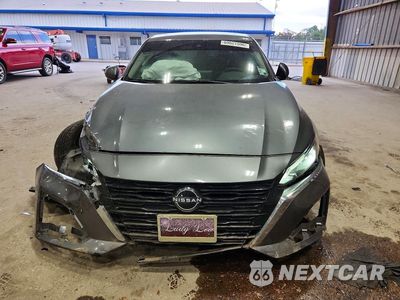 Piąte zdjęcie samochodu w środku: 2023 NISSAN ALTIMA SL VIN:1N4BL4EV3PN410340 - miniatura