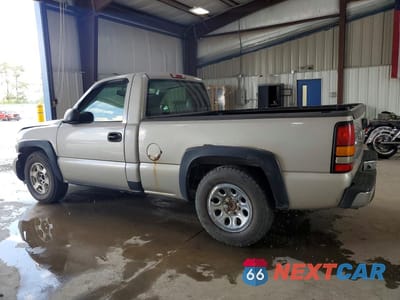 Drugie zdjęcie samochodu z przodu: 2005 GMC NEW SIERRA C1500 VIN:1GTEC14X55Z323781 - miniatura