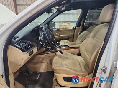 Zdjęcie 7 z 12 samochodu: 2013 BMW X5 XDRIVE35I VIN:5UXZV4C51DL993695 - miniatura