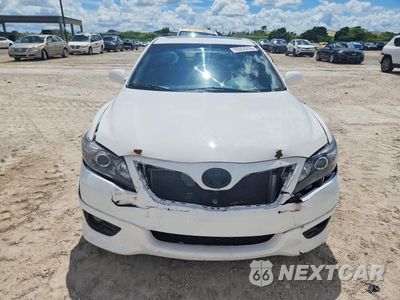 Piąte zdjęcie samochodu w środku: 2011 TOYOTA CAMRY SE VIN:4T1BF3EK2BU583035 - miniatura