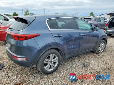 Trzecie zdjęcie samochodu z tyłu: 2018 KIA SPORTAGE LX VIN:KNDPMCAC4J7490478 - miniatura