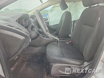 Zdjęcie 7 z 12 samochodu: 2015 FORD FOCUS SE VIN:1FADP3K25FL282047 - miniatura