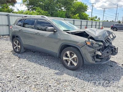 Czwarte zdjęcie samochodu z boku: 2019 JEEP CHEROKEE LIMITED VIN:1C4PJMDX0KD351075 - miniatura