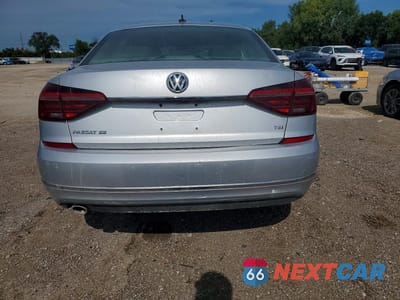 Zdjęcie 6 z 12 samochodu: 2017 VOLKSWAGEN PASSAT SE VIN:1VWGT7A30HC055093 - miniatura