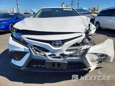 Piąte zdjęcie samochodu w środku: 2024 TOYOTA CAMRY SE VIN:4T1G11AK0RU884573 - miniatura