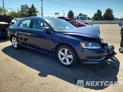 Czwarte zdjęcie samochodu z boku: 2012 VOLKSWAGEN PASSAT SE VIN:1VWBP7A3XCC098508 - miniatura
