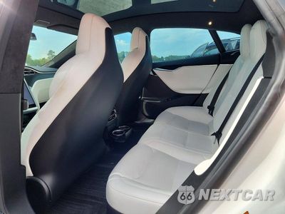 Zdjęcie 10 z 12 samochodu: 2017 TESLA MODEL S VIN:5YJSA1E22HF218623 - miniatura