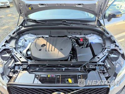 Zdjęcie 13 z 15 samochodu: 2026 VOLVO XC60 PLUS VIN:YV4M12RM7T1491453 - miniatura
