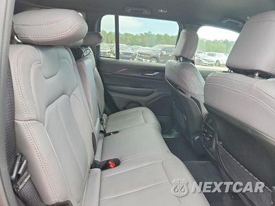 Zdjęcie 11 z 13 samochodu: 2025 JEEP GRAND CHEROKEE LAREDO VIN:1C4RJGAG4SC315796 - miniatura