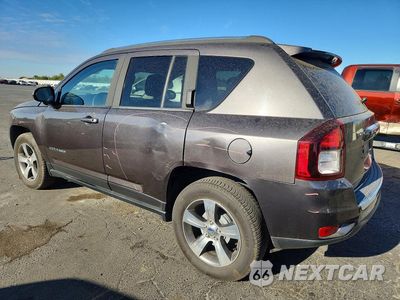 Drugie zdjęcie samochodu z przodu: 2016 JEEP COMPASS LATITUDE VIN:1C4NJCEA3GD749349 - miniatura