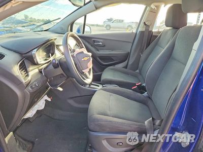 Zdjęcie 7 z 13 samochodu: 2017 CHEVROLET TRAX LS VIN:3GNCJKSB1HL172449 - miniatura