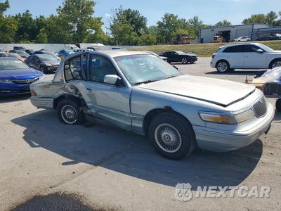 Czwarte zdjęcie samochodu z boku: 1995 MERCURY GRAND MARQUIS GS VIN:2MELM74W8SX690477 - miniatura