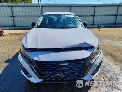 Piąte zdjęcie samochodu w środku: 2023 NISSAN ALTIMA SR VIN:1N4BL4CW8PN397662 - miniatura