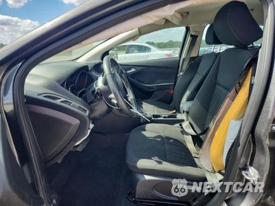 Zdjęcie 7 z 12 samochodu: 2016 FORD FOCUS SE VIN:1FADP3F25GL401551 - miniatura