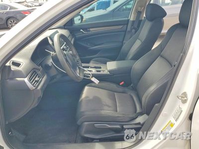 Zdjęcie 7 z 13 samochodu: 2019 HONDA ACCORD LX VIN:1HGCV1F1XKA001904 - miniatura