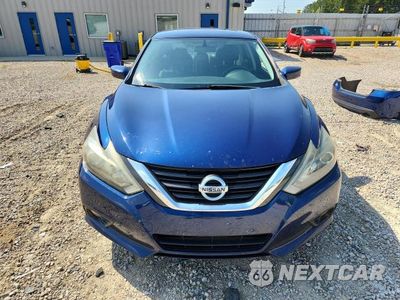 Piąte zdjęcie samochodu w środku: 2017 NISSAN ALTIMA 2.5 SR VIN:1N4AL3AP0HC148772 - miniatura