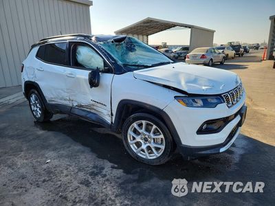 Czwarte zdjęcie samochodu z boku: 2025 JEEP COMPASS LIMITED VIN:3C4NJDCN0ST507407 - miniatura