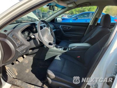 Zdjęcie 7 z 12 samochodu: 2016 NISSAN ALTIMA 2.5 S VIN:1N4AL3AP6GC213638 - miniatura
