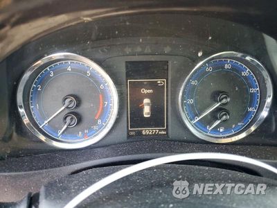 Zdjęcie 9 z 12 samochodu: 2018 TOYOTA COROLLA SE VIN:5YFBURHE0JP788271 - miniatura