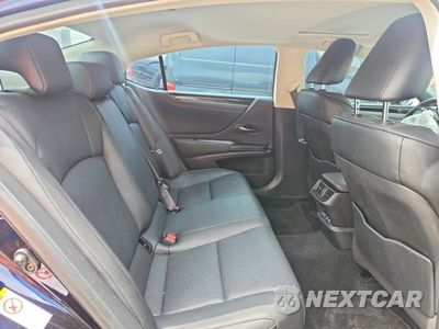 Zdjęcie 10 z 12 samochodu: 2019 LEXUS ES 350 VIN:58ABZ1B10KU005483 - miniatura